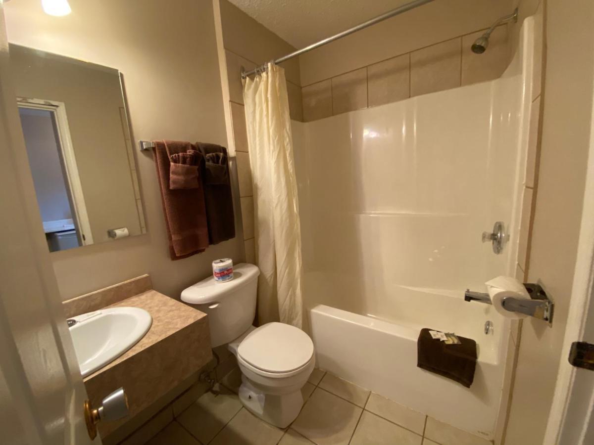 Aspen Motor Inn Drayton Valley エクステリア 写真