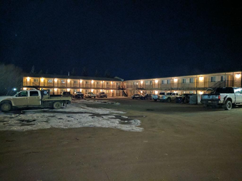 Aspen Motor Inn Drayton Valley エクステリア 写真