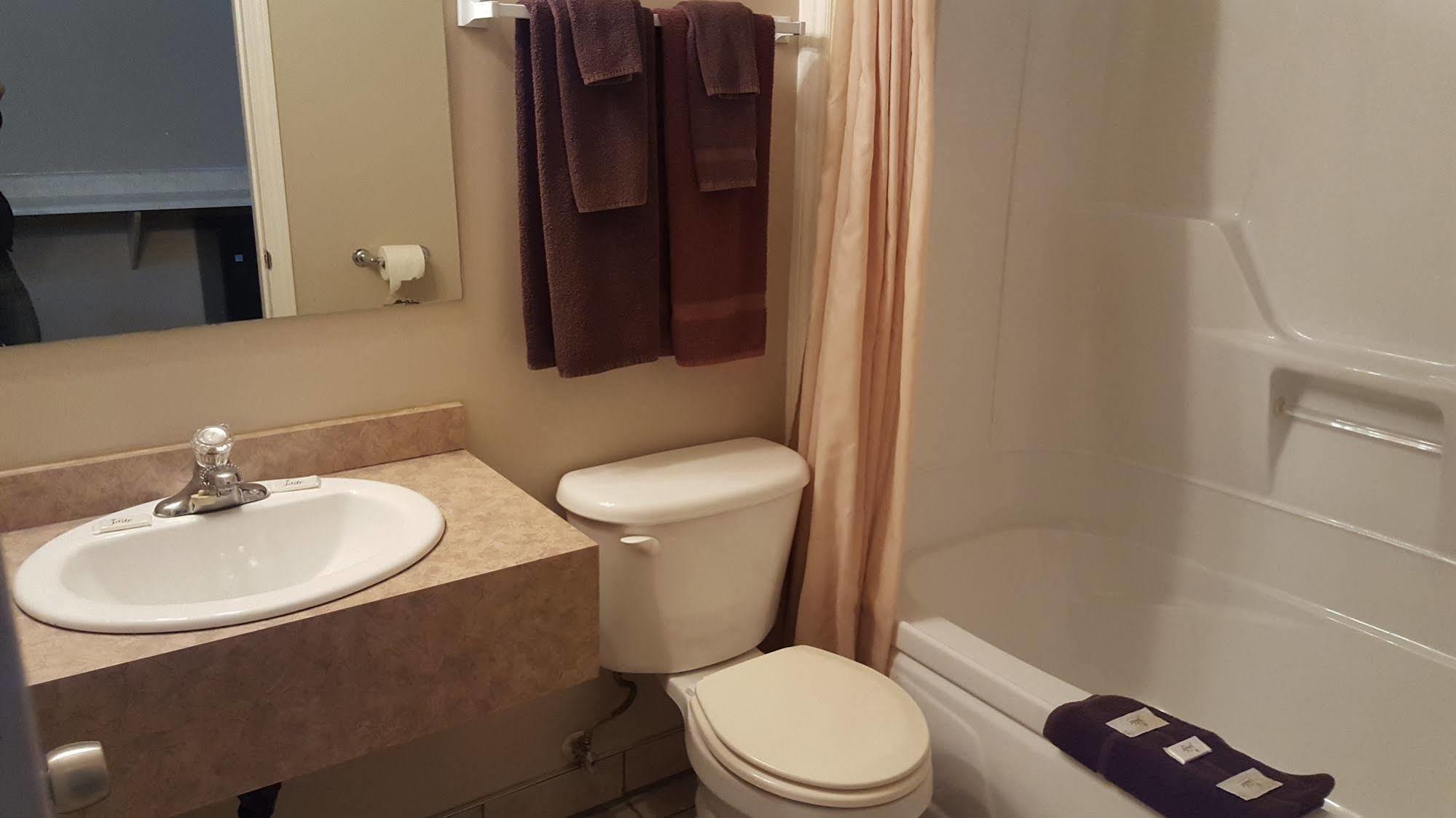 Aspen Motor Inn Drayton Valley エクステリア 写真
